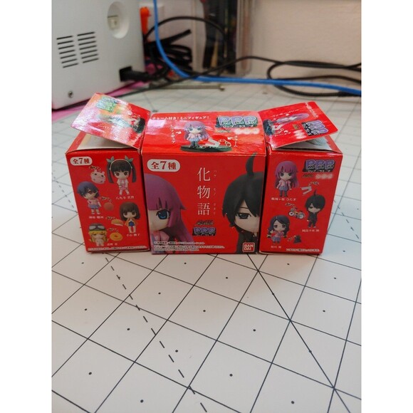 RARE Bandai Bakemonogatari Prop Plus Petit Anime Figure Set of 3 - Picture 3 of 3